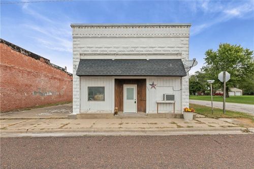 126 E Central St, Richmond, KS, 66080-4034 | Card Image