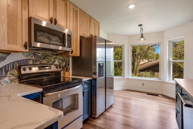 Breakfast area View from Kitchen | Image 10