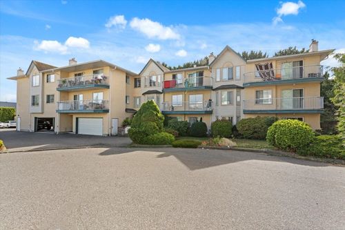 103-2567 Victoria St, Abbotsford, BC, V2T2T4 | Card Image