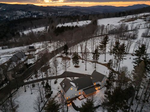 118 Gills Road, Barnard, VT, 05031 | Card Image