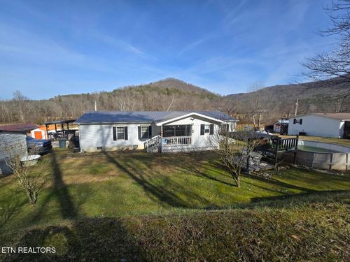 8275 Brimstone Rd, Robbins, TN, 37852-4919 | Card Image