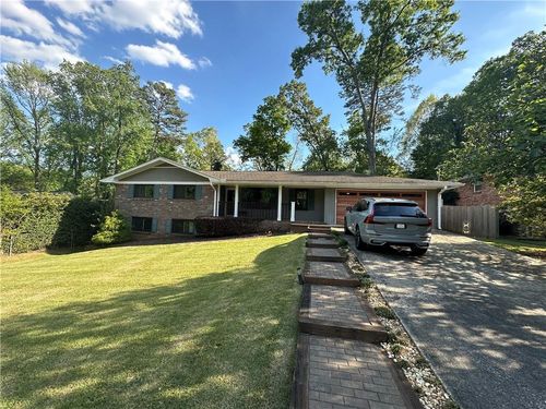 3215 Rehoboth Dr, Decatur, GA, 30033-3340 | Card Image