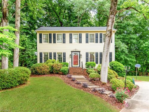 5812 Luxbury Ct, Winston-Salem, NC, 27104-3374 | Card Image