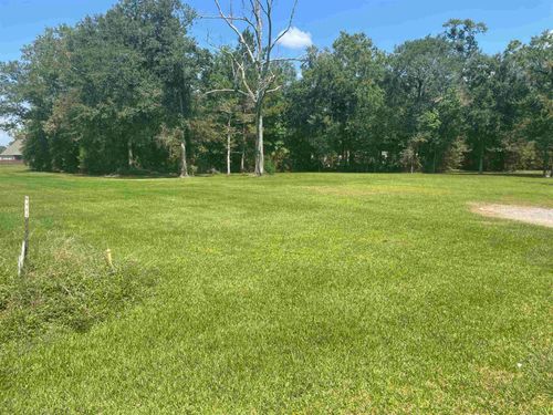 000 Louisiana St, Vidor, TX, 77662 | Card Image