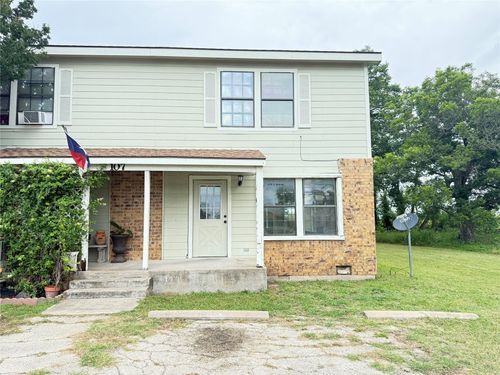 b-107 E Moerbe Dr, Thorndale, TX, 76577-8741 | Card Image