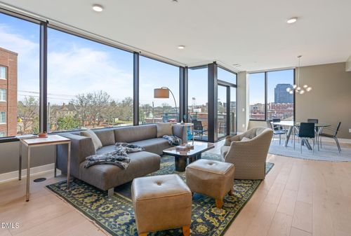 303-1105 W Main, Durham, NC, 27701 | Card Image