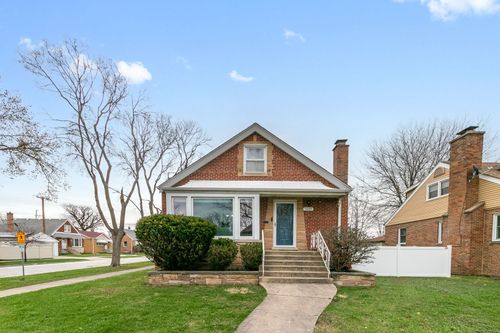 2233 S 14th Ave, North Riverside, IL, 60546-1069 | Card Image