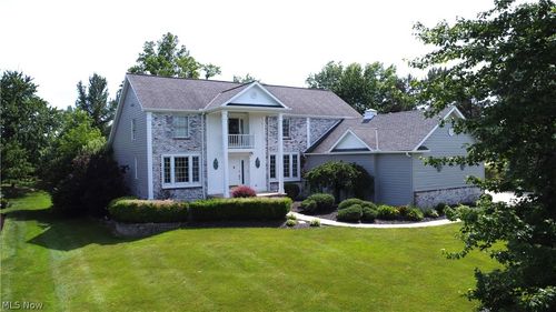 2740 S Canyon Trail, Hinckley, OH, 44233 | Card Image