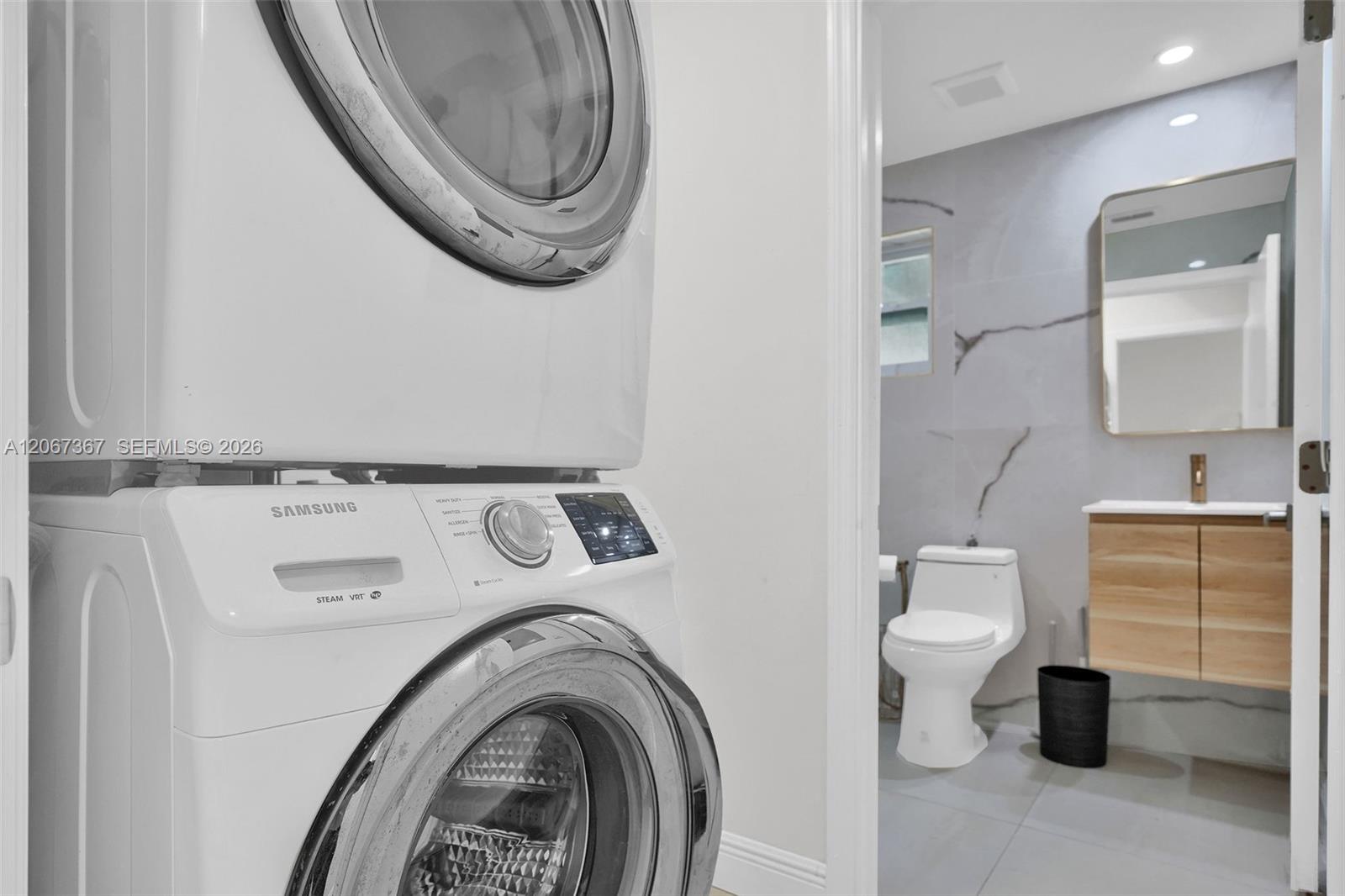 Residential Lease in Hollywood 4