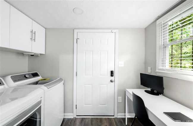 976 Washington St Sw, House other with 3 bedrooms, 2 bathrooms and 2 parking in Atlanta GA | Image 12
