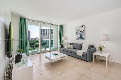 9t-3801 S Ocean Dr, Hollywood, FL, 33019-2928 | Card Image