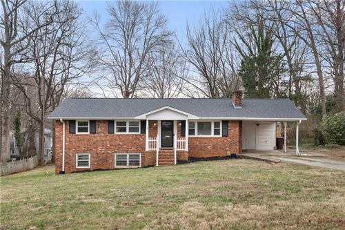 5703 Buddingwood Dr, Greensboro, NC, 27409-2203 | Card Image