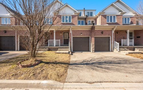 48-6830 Meadowvale Town Centre Cir, Mississauga, ON, L5N7T5 | Card Image