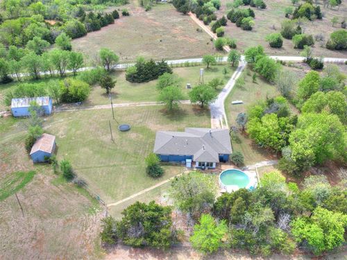 2150 County Road 1320, Blanchard, OK, 73010-3517 | Card Image