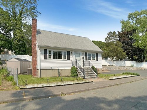 217 Cedar Brook Rd, Lynn, MA, 01904-1301 | Card Image