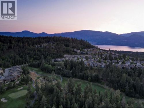 2-333 Longspoon Dr, Vernon, BC, V1H2L1 | Card Image