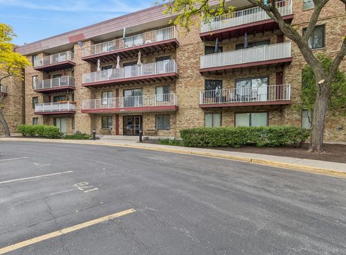 210-5450 Astor Ln, Rolling Meadows, IL, 60008-4118 | Card Image