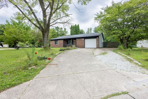 7832 Gordon Way, Indianapolis, IN, 46237-9392 | Card Image