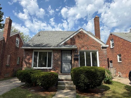 7795 Heyden St, Detroit, MI, 48228-3282 | Card Image