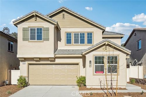 34260 Summer Ln, Yucaipa, CA, 92399-5020 | Card Image