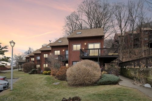 unit-3-1 Deer Valley Ln, Vernon, NJ, 07462-4553 | Card Image