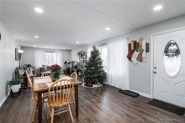 609 Lynn Rd, Home with 3 bedrooms, 2 bathrooms and null parking in New Albany IN | Image 7
