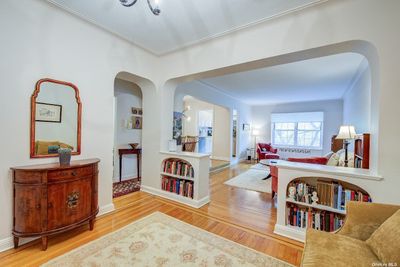 A25 - 35-24 78 Street, Home with 1 bedrooms, 1 bathrooms and null parking in Jackson Heights NY | Image 2