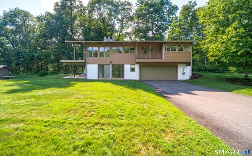 820 Killingworth Rd, Higganum, CT, 06441-4577 | Card Image
