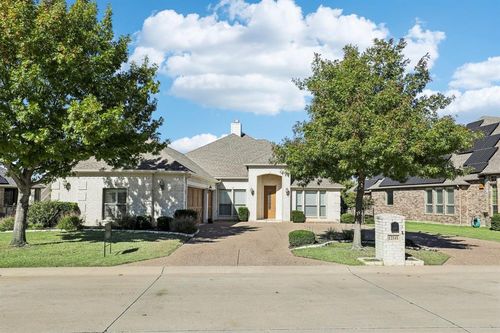 12141 Indian Creek Drive, Fort Worth, TX, 76179 | Card Image