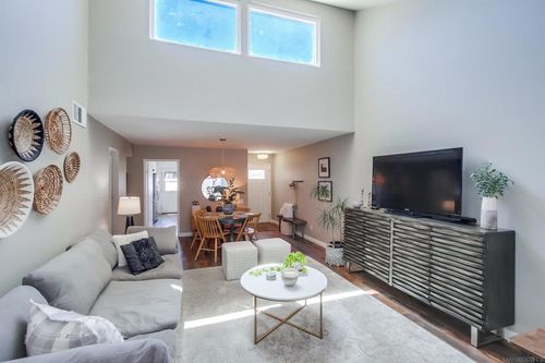 10374 Caminito Banyon, San Diego, CA, 92131-1707 | Card Image