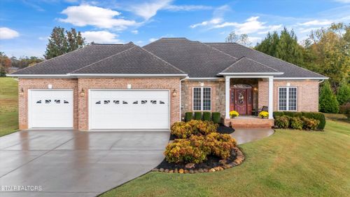 7613 Powderhorn Trl, Townsend, TN, 37882-3145 | Card Image