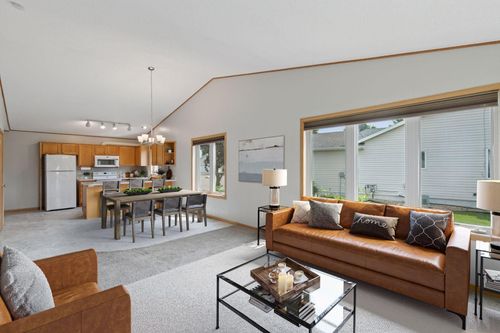 322 Sunfish Ct, Winsted, MN, 55395-1059 | Card Image