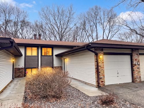 4004 Brookdale Cir N, Brooklyn Park, MN, 55443-2876 | Card Image