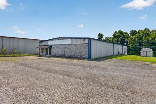 1015 Glenobey Rd, Jamestown, TN, 38556-6506 | Card Image