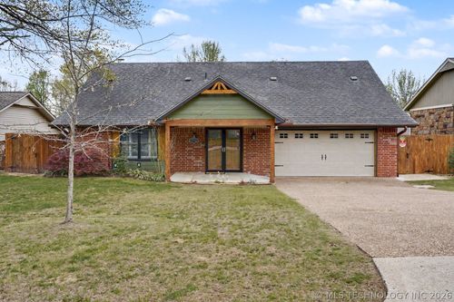 1712 Valley Rd, Sapulpa, OK, 74066-6136 | Card Image