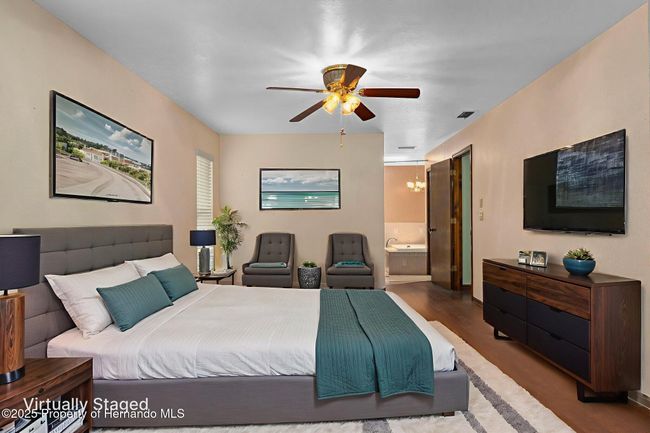 GUEST ROOM VIRTUALLY STAGED | Image 27