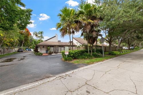 37-7759 Sw 100th St, Miami, FL, 33156 | Card Image