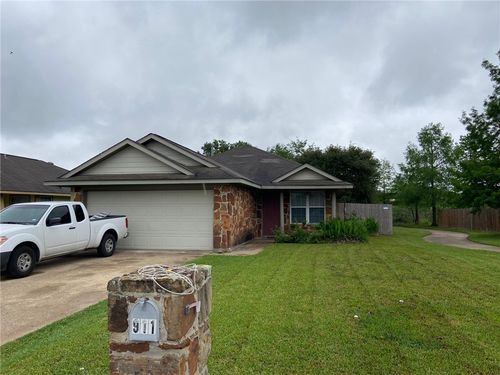 911 Crested Point Drive, College Station, TX, 77845 | Card Image