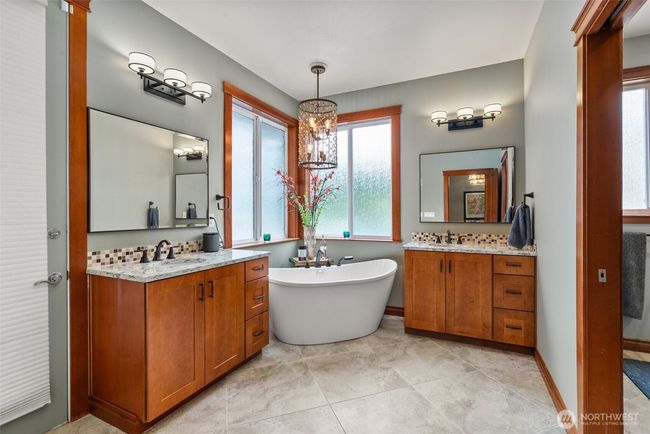 5417 Boulevard Extension Rd Se, House other with 3 bedrooms, 6 bathrooms and 4 parking in Olympia WA | Image 16