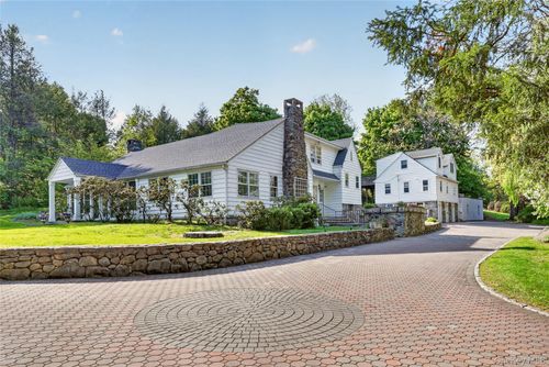 6 Raven Way, Pleasantville, NY, 10570-3514 | Card Image
