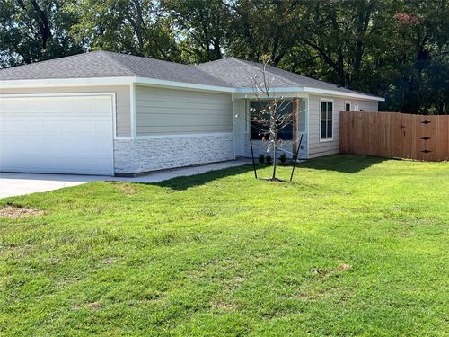 1603 Franklin Ave, Bonham, TX, 75418-2963 | Card Image