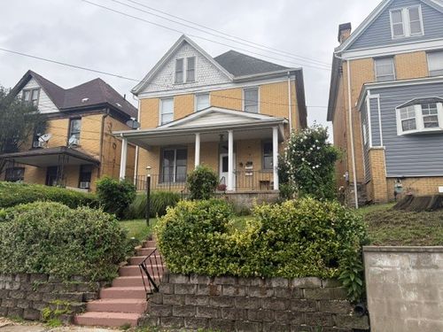 617 Florence Ave, Avalon, PA, 15202-2626 | Card Image