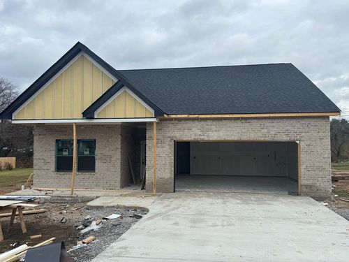 506 Morgan Dr, Smithville, TN, 37166-1546 | Card Image