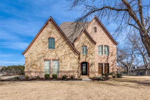 11824 Pecan Orchard Way, Fort Worth, TX, 76179-9292 | Card Image