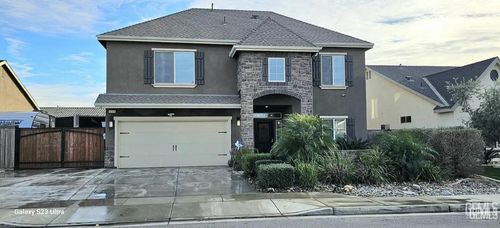 9211 Woodbrook Dr, Shafter, CA, 93263-9679 | Card Image