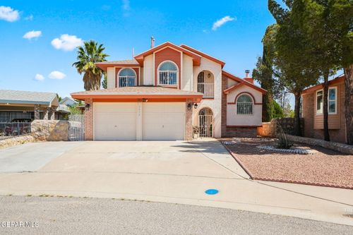 3012 Sylvan Lake Pl, El Paso, TX, 79936-3352 | Card Image