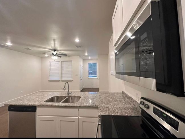 2 - 1920 27 Th St, House other with 3 bedrooms, 3 bathrooms and null parking in Lubbock TX | Image 7