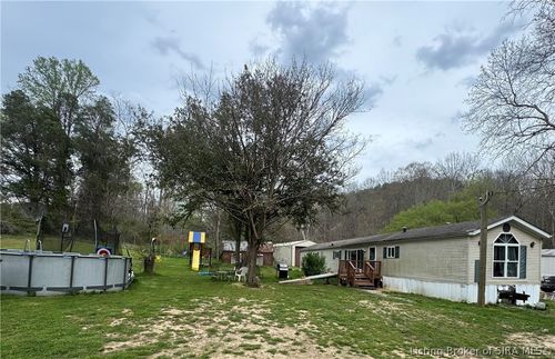 1792 S Magnolia Rd, English, IN, 47118-6627 | Card Image