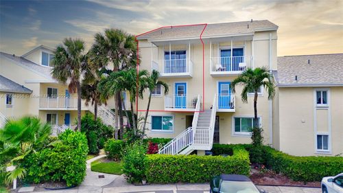 5558-5558 Ne Gulfstream Way, Stuart, FL, 34996-1729 | Card Image