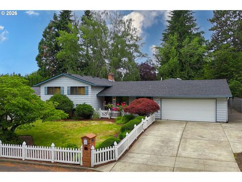 2010 Ne 126th Ave, Vancouver, WA, 98684-6737 | Card Image
